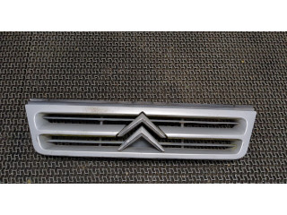 Решетка радиатора  Citroen Jumper (Relay) 2002-2006            1304699070