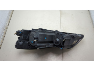 Фара передняя Skoda Octavia (A5) 2004-2013 правая