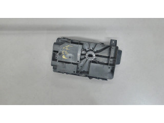 Корпус блока предохранителей  Chevrolet Camaro 2009-2013      92249317    3.6