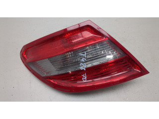 Задний фонарь          