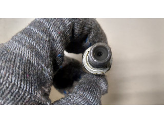 Форсунка топливная Mitsubishi Pajero 1990-2000 MD103301