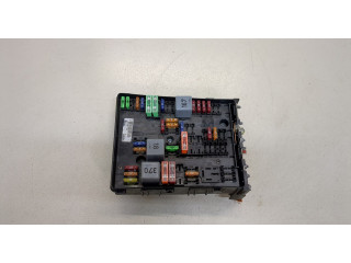 Блок предохранителей Skoda Octavia (A5) 2004-2013 1K0937124P