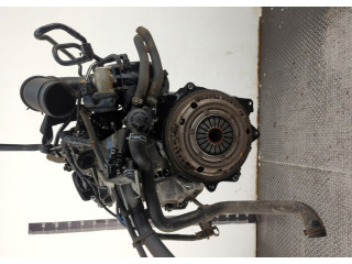 Форсунка топливная  Skoda Rapid 2012-2020    03E906031C     