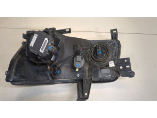 Фара передняя  Infiniti QX56 2004-2010 правая 