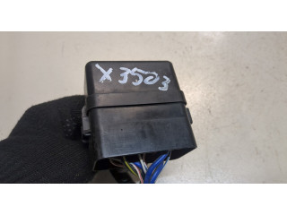 Блок реле Mitsubishi L200 2006-2015 2.5