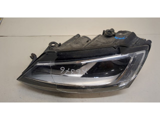 Фара передняя  Volkswagen Jetta 6 2010-2018 левая 