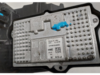 Фара передняя  Peugeot 3008 2016-2020 правая 