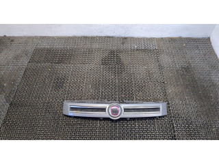 Решетка радиатора  Fiat Panda 2003-2012          1.2 