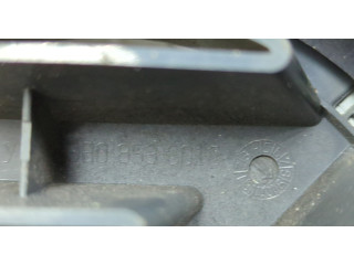 Решетка радиатора  Volkswagen Passat 5 2000-2005          