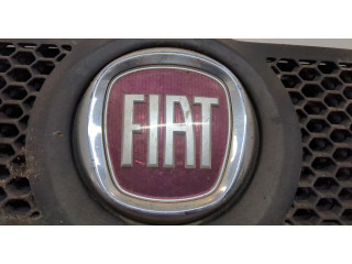 Решетка радиатора  Fiat Panda 2003-2012          735463492