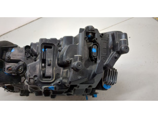 Фара передняя  Skoda Octavia (A8) 2019-2025 правая 