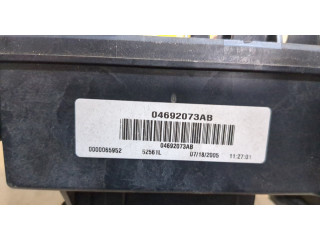 Блок предохранителей  Jeep Grand Cherokee 2004-2010      04692073AB   