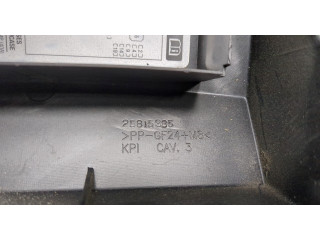 Крышка блока предохранителей  Chevrolet Tahoe 2006-2014         