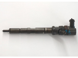 Форсунка топливная KIA Sorento BL 2002-2011 338004A500