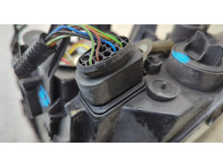 Фара передняя  Ford Focus 2 2005-2008 правая 