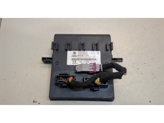 Блок комфорта  Audi Q7 2005-2015      4F0907279  