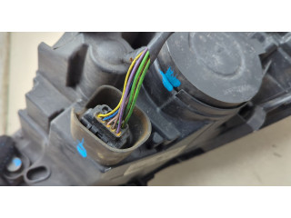 Фара передняя  Peugeot 3008 2009-2016 левая 