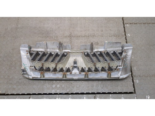 Решетка радиатора Mitsubishi Pajero / Montero 2000-2006