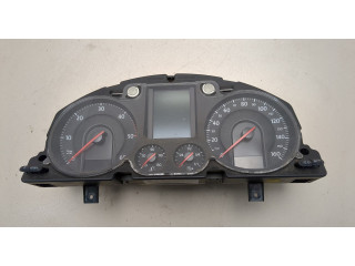Панель приборов  Volkswagen Passat 6 2005-2010            