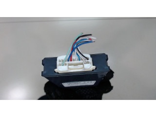 Блок комфорта Lexus NX 8911148150