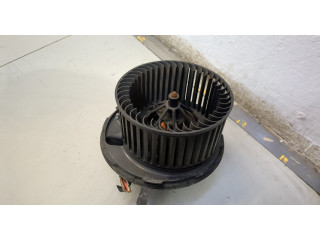 Моторчик печки  Skoda Octavia (A5) 2004-2013 1K2820015F    1K2820015F   