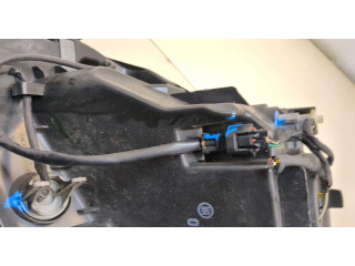 Фара передняя  Chevrolet Orlando 2011-2018 правая 