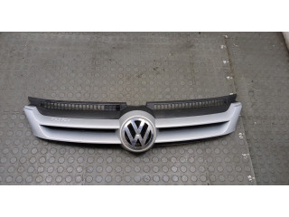 Решетка радиатора Volkswagen Golf Plus 5M0853651A