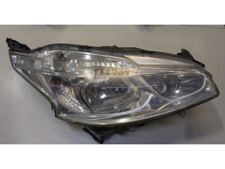 Фара передняя  Peugeot 208 правая 