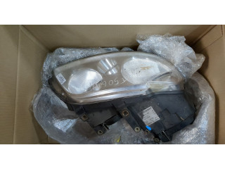 Фара передняя  Volkswagen Caddy 2004-2015 правая 