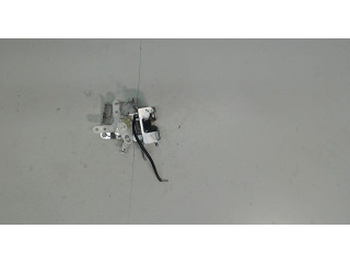 Замок багажника Daihatsu YRV