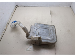 Бачок омывателя  Volkswagen Golf 6 2009-2012 1K0955453Q   
