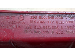 Задний фонарь