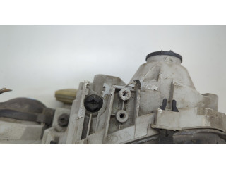 Фара передняя  Mercedes C W203 2000-2008 левая 