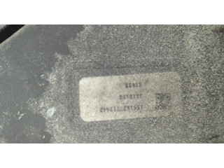 Вентилятор радиатора  Jeep Commander 2006-2010           