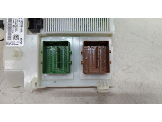 Блок предохранителей  Volvo S60 2010-2018         