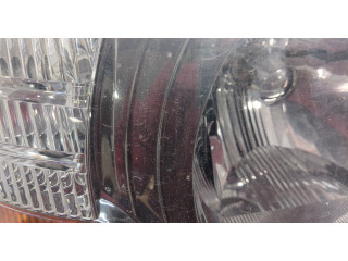 Фара передняя  Mitsubishi Pajero / Montero 2000-2006 правая 