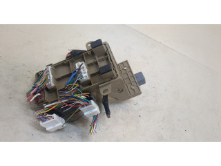 Блок предохранителей  Subaru Forester 2013-      82201FJ100   