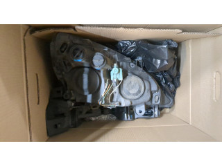 Фара передняя Renault Scenic 2003-2009 левая