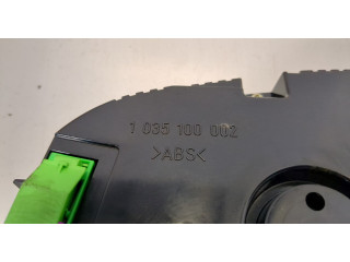 Панель приборов Volkswagen Golf 4 1997-2005 1J0820926