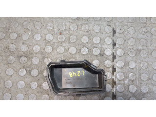 Крышка блока предохранителей Lexus LS460 2006-2012 8266250150 4.6