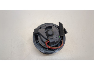 Моторчик печки  Dacia Logan 2012-2016 272102798R    272102798R   