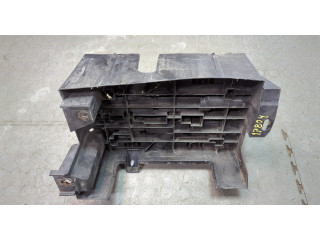 Корпус блока предохранителей  Chevrolet Tahoe 2006-2014         