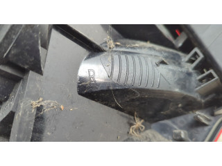 Задний фонарь          