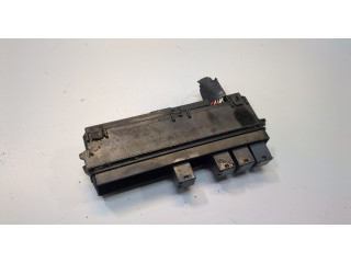 Блок реле Mitsubishi Galant 2004-2012