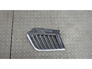 Решетка радиатора Mitsubishi L200 2006-2015