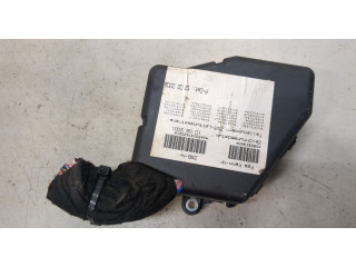 Блок предохранителей  Audi TT (8N) 1998-2006      8N0970165E   