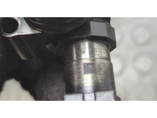 Форсунка топливная  Volkswagen Passat 6 2005-2010    03G130073S     