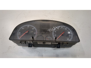 Панель приборов Volkswagen Caddy 2004-2010