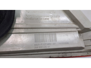 Задний фонарь