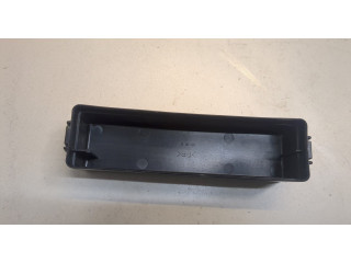 Крышка блока предохранителей Infiniti FX 2002-2009